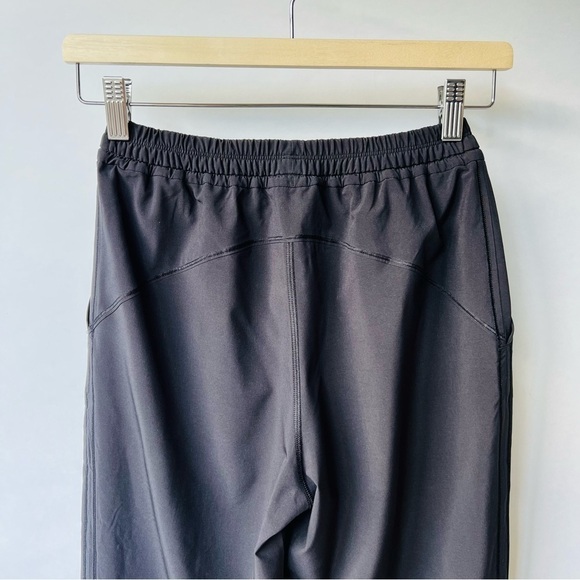 Lululemon Keep it classic crop pants in black Size 2, G74 - Picture 8 of 11